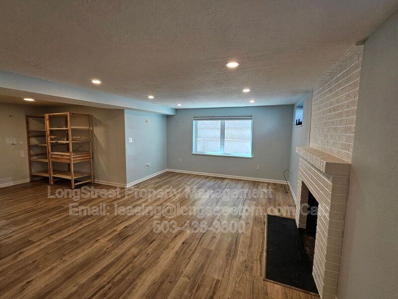 7036 N Concord Ave - Photo 7 of 40