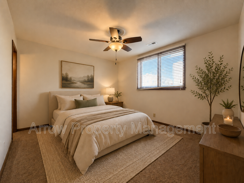 3831 S 46th St #1 - Photo 7 of 11