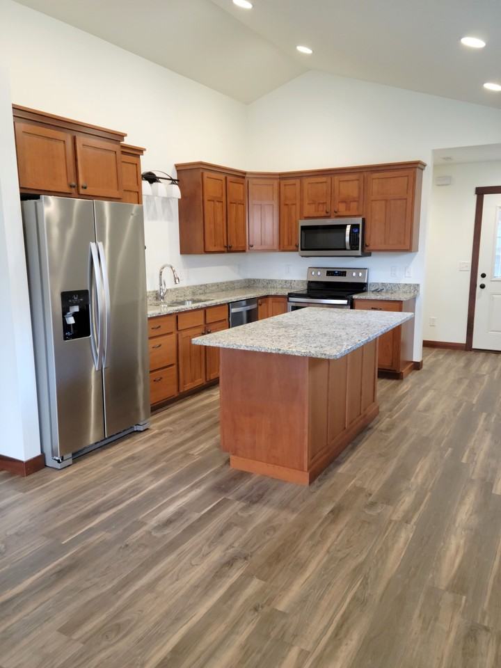3507 Seven Oaks St - Photo 3 of 21