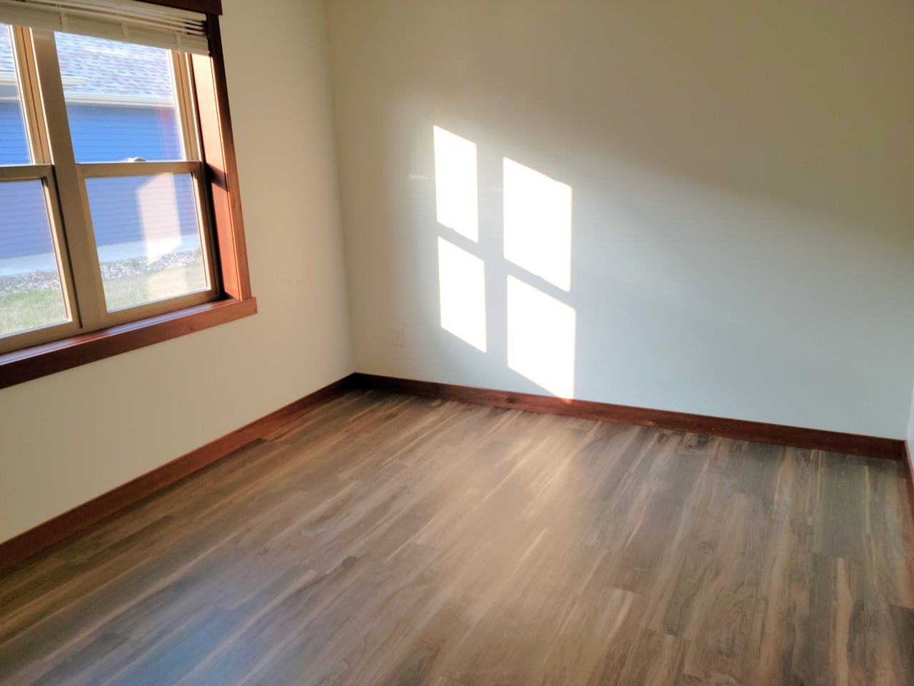 3507 Seven Oaks St - Photo 6 of 21