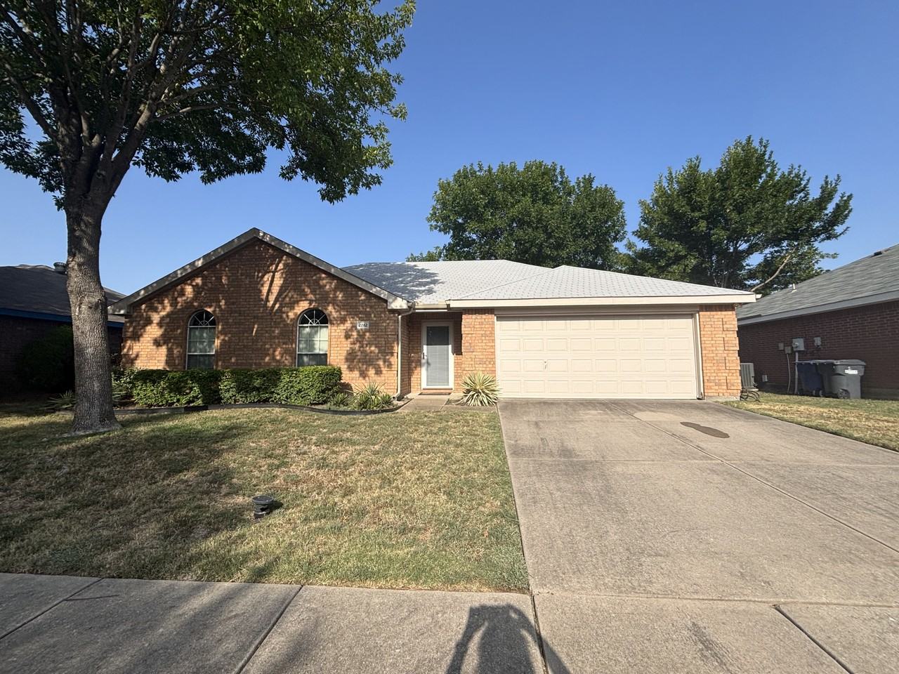 2712 Douglas Dr #NA - Photo 3 of 4