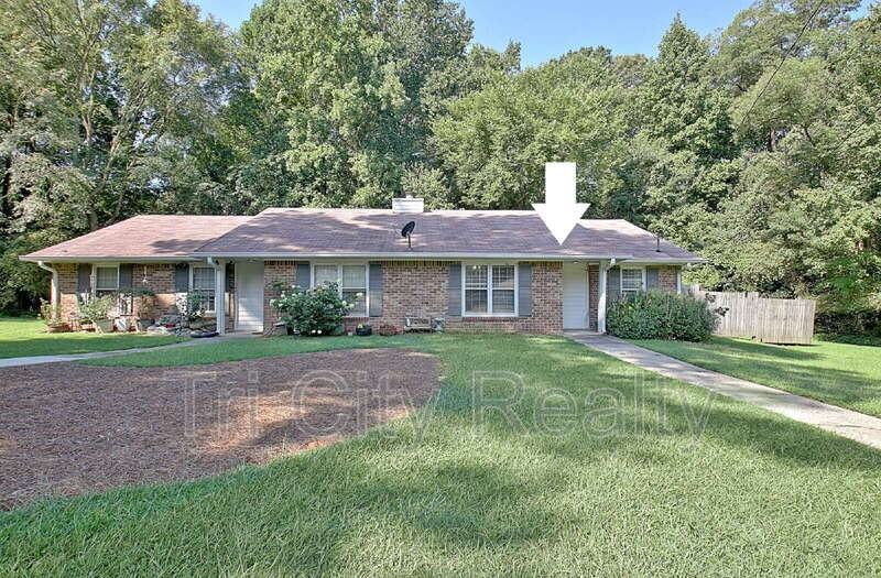 150 Chase Ct - Photo 2 of 43