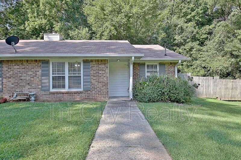 150 Chase Ct - Photo 3 of 43