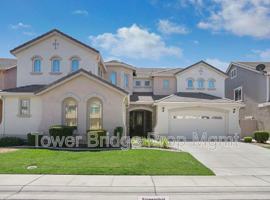 featured image of 9813 Shanelyn Way