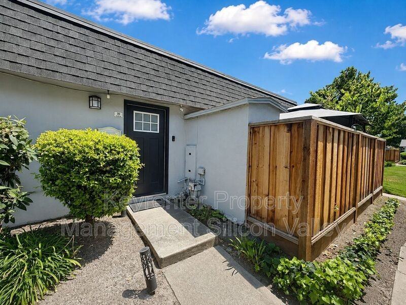 399 Don Basillo Way - Photo 2 of 19