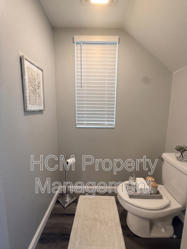 8043 E Loftwood Ln - Photo 5 of 43
