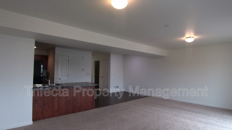 6600 Painted Rock Trl - Photo 3 of 21