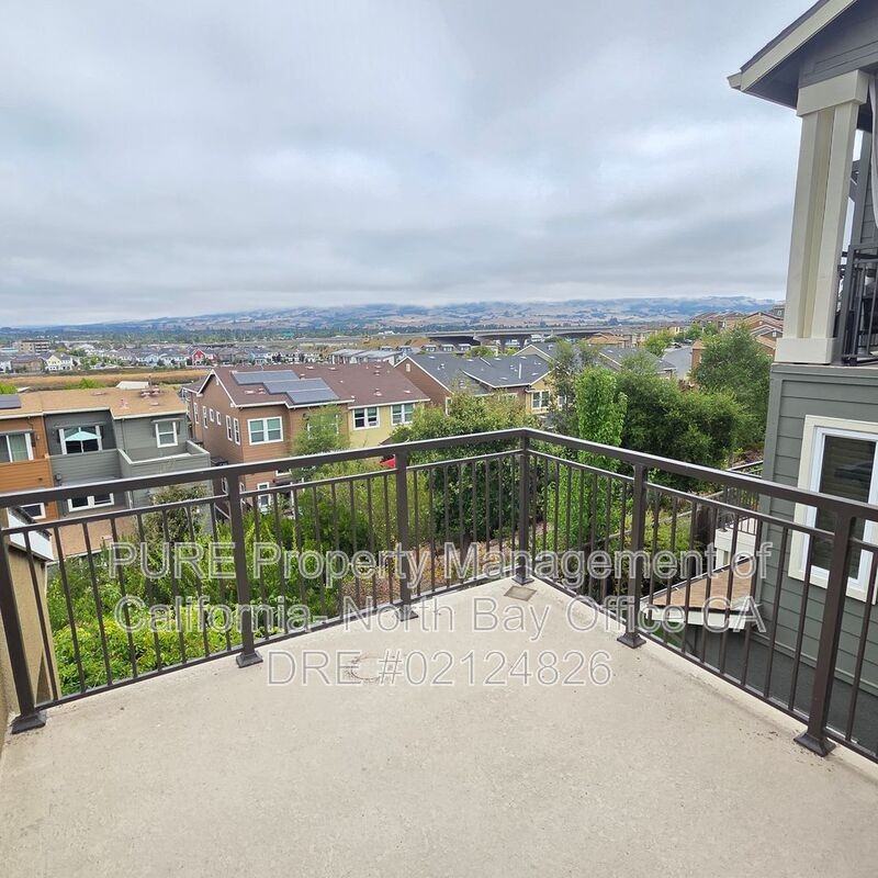 563 Jade St - Photo 6 of 21