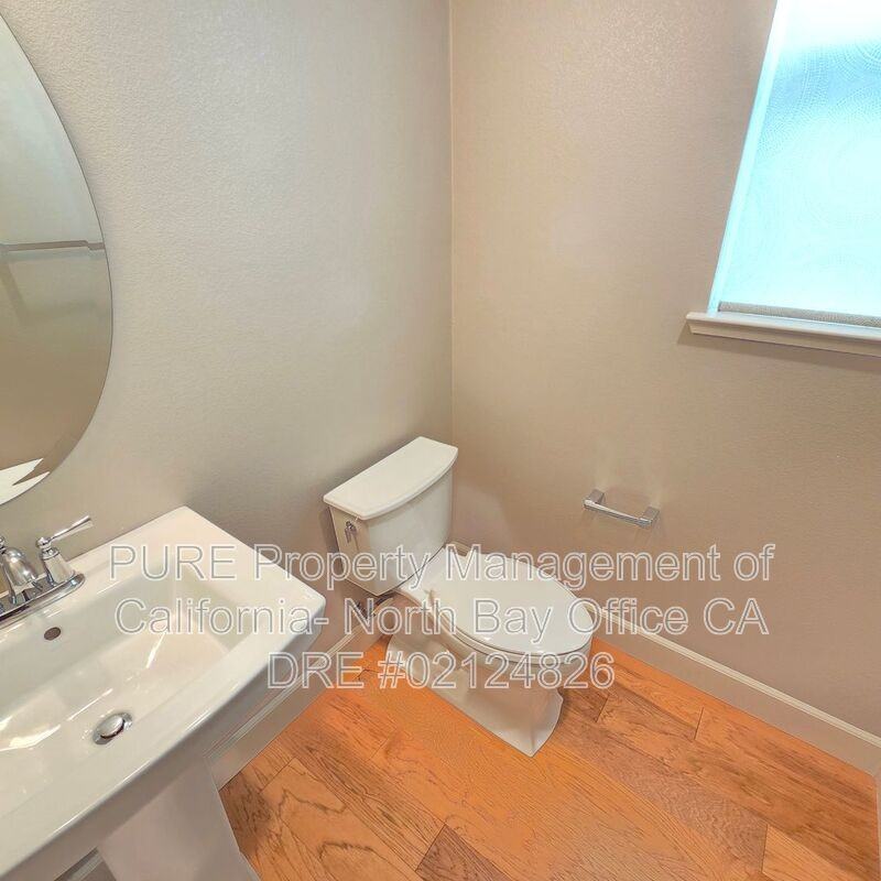 563 Jade St - Photo 7 of 21
