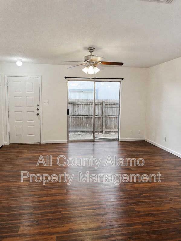 8922 Emerald Spg - Photo 6 of 17