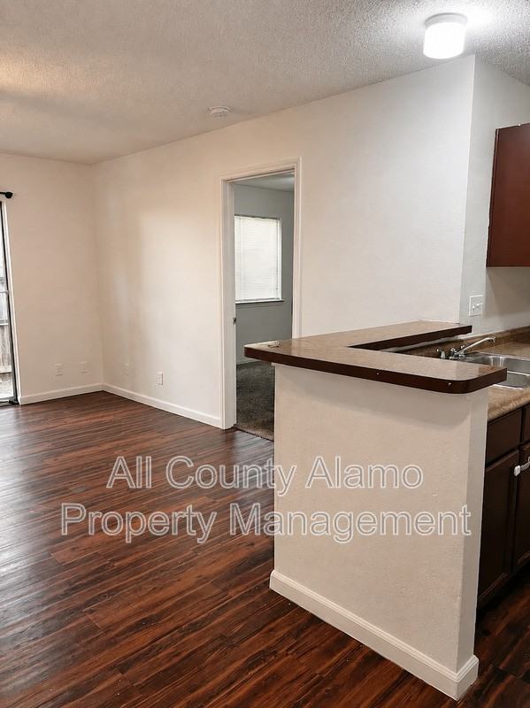 8922 Emerald Spg - Photo 7 of 17