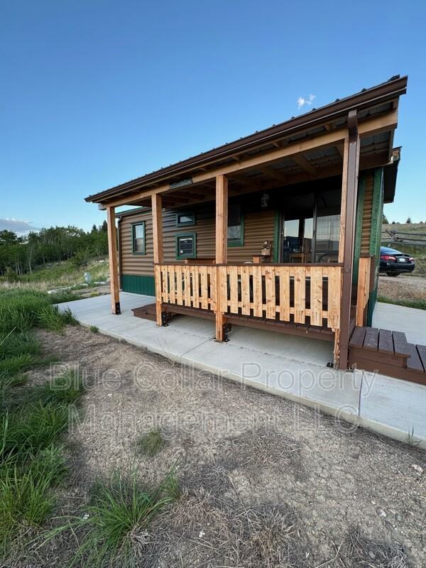 143 Ward Rd - Photo 3 of 10