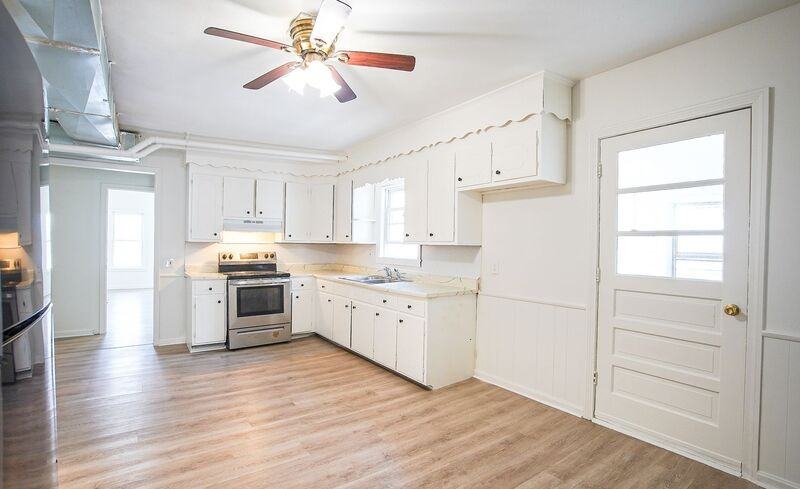 3 Charles St #2L - Photo 3 of 14