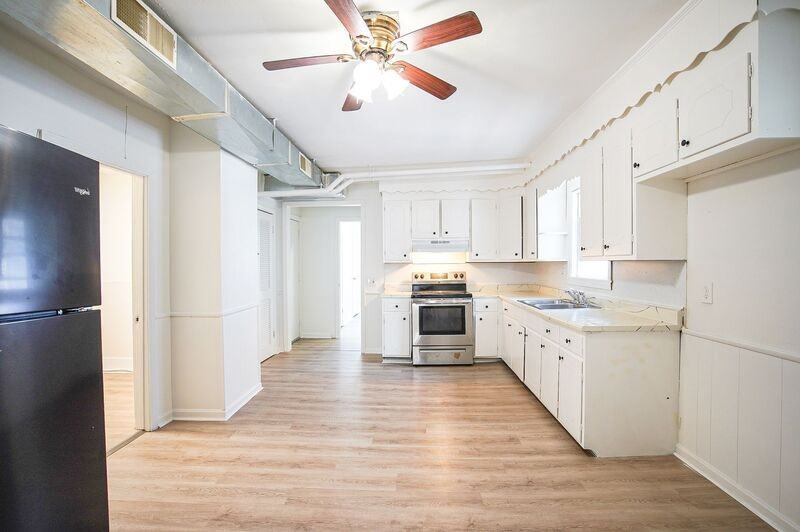 3 Charles St #2L - Photo 4 of 14