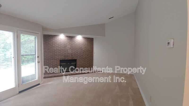 306 - Photo 4 of 16