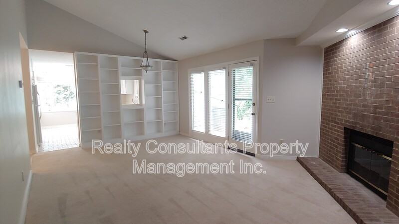 306 - Photo 5 of 16
