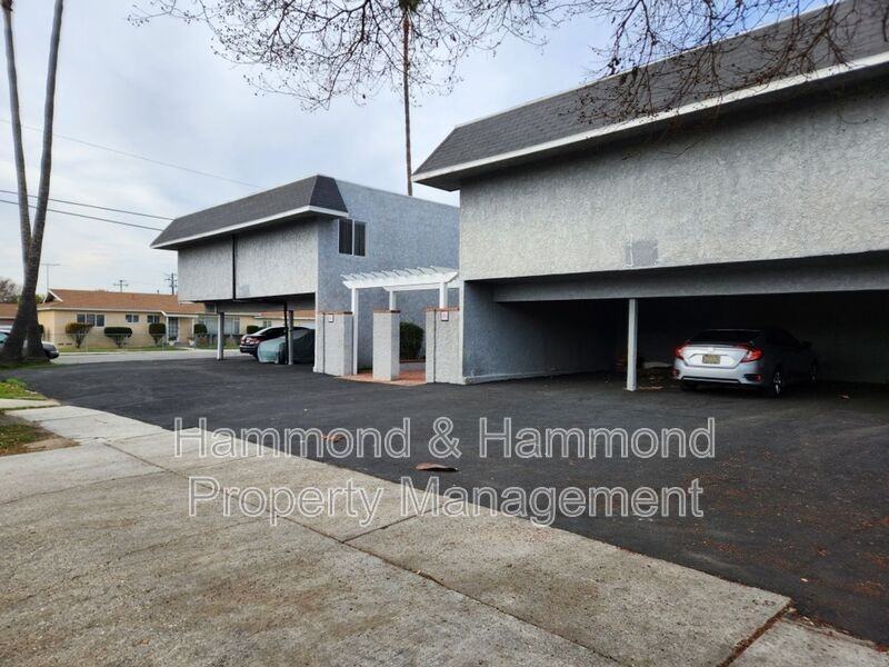 911 Ventura Ave #2 - Photo 2 of 11