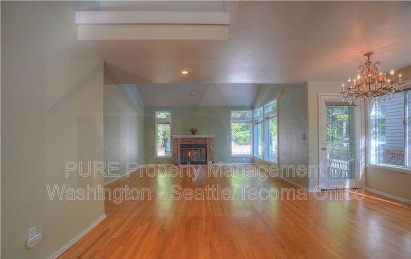 6109 83rd Ave W - Photo 7 of 25
