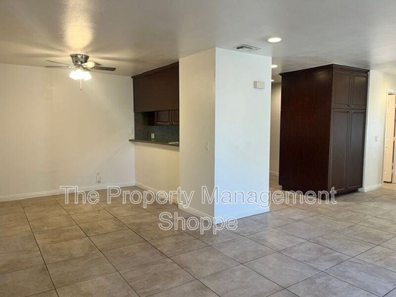 2758 Bolker Dr - Photo 2 of 16