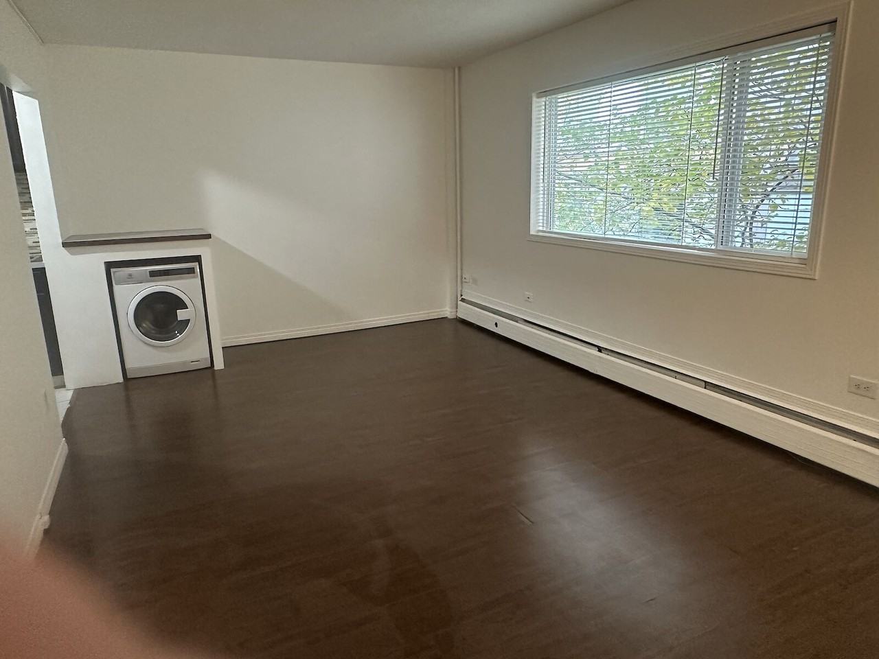 612 14 Ave Sw - Photo 5 of 15