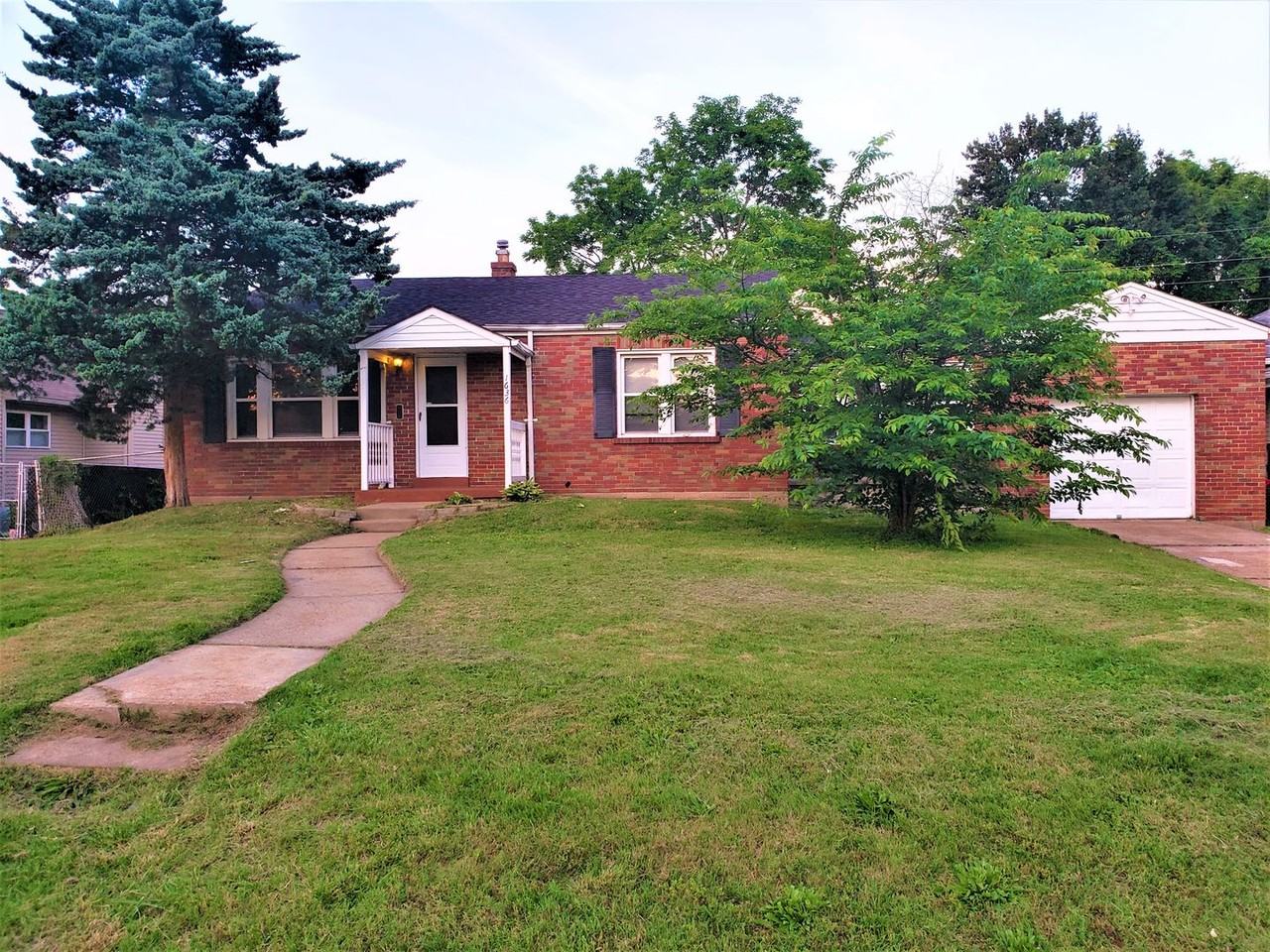 1636 Quendo Ave - Photo 2 of 27