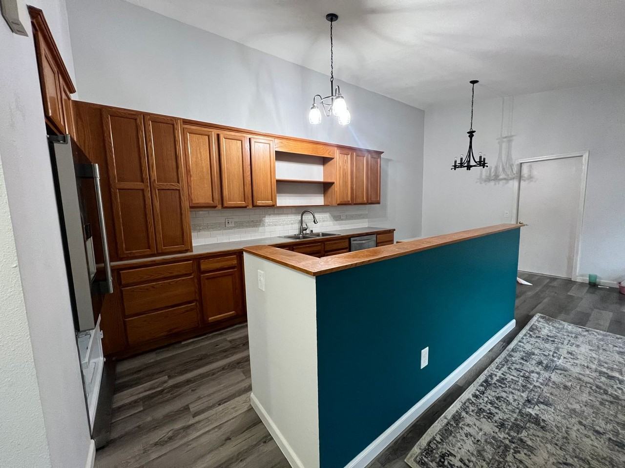 3481 E 20th Ave - Photo 2 of 36