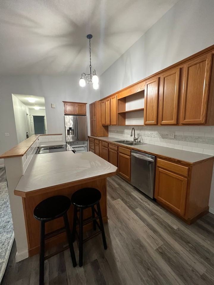 3481 E 20th Ave - Photo 7 of 36