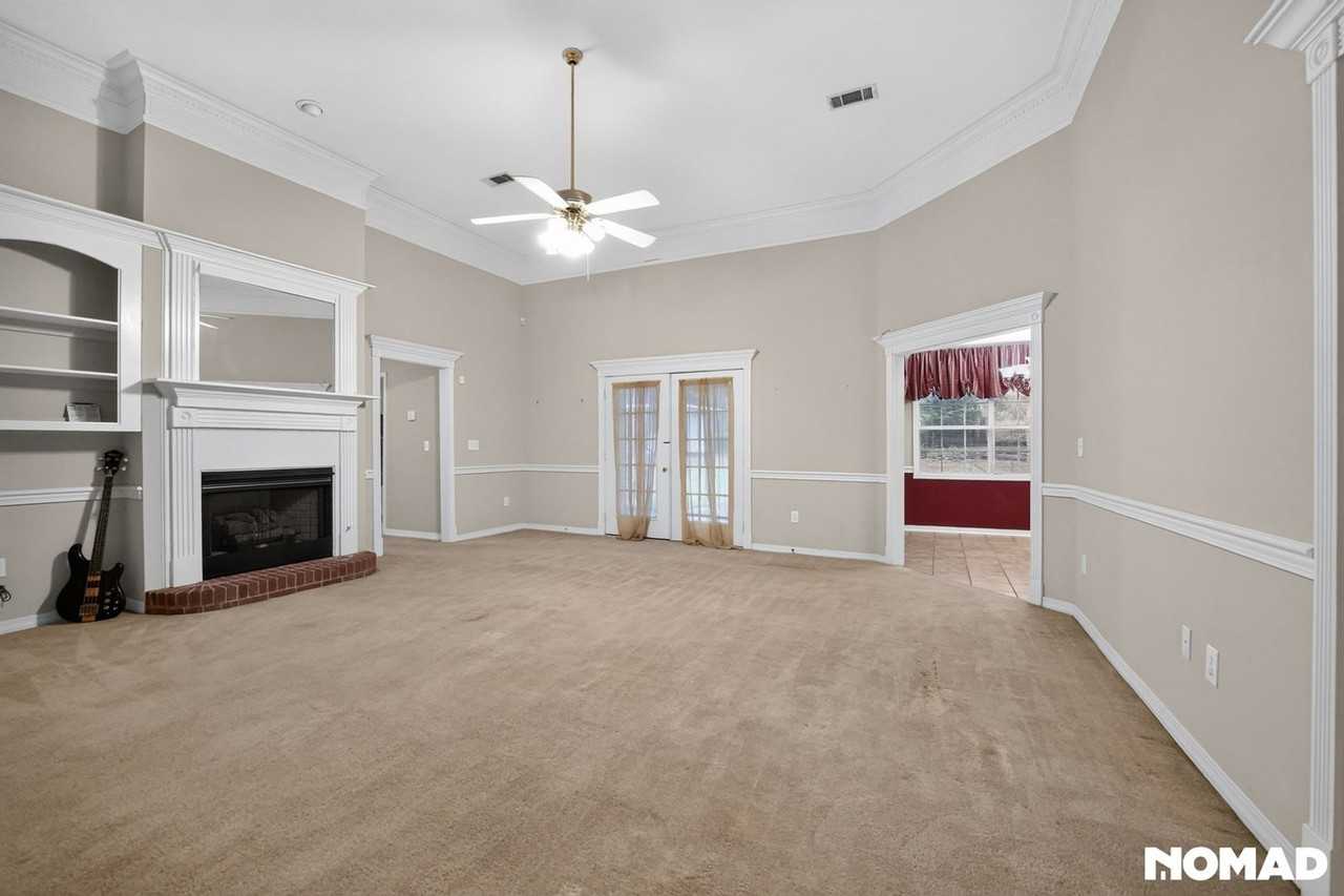 312 Wildwood Blvd - Photo 6 of 36