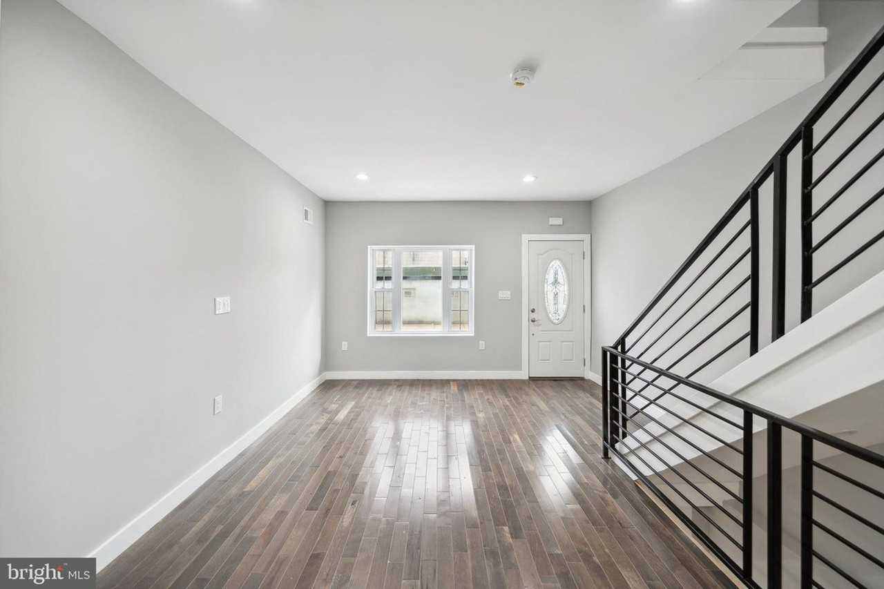 3414 Salmon St - Photo 2 of 25