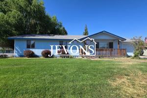 featured image of 3303 Gregory Ave