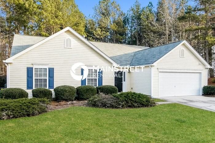 431 Bridgestone Ln - Photo 3 of 16
