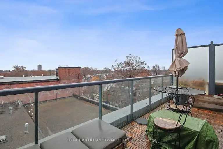 363 Sorauren Ave #405 - Photo 3 of 14