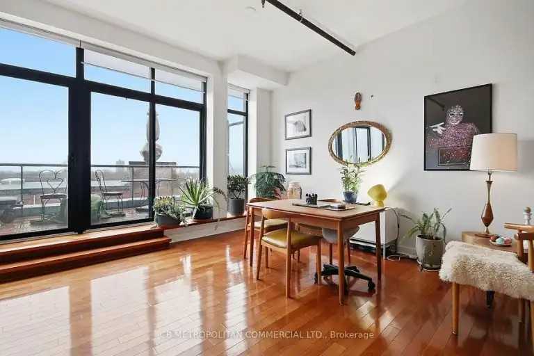 363 Sorauren Ave #405 - Photo 6 of 14