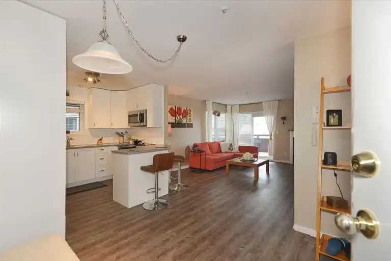 689 Park Rd #45 - Photo 3 of 10