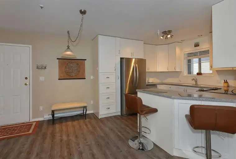 689 Park Rd #45 - Photo 5 of 10