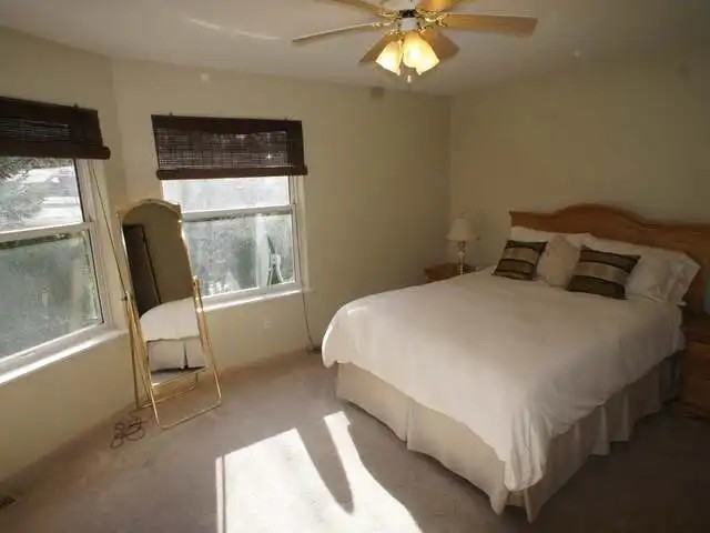 2084 Robson Pl #18 - Photo 2 of 6