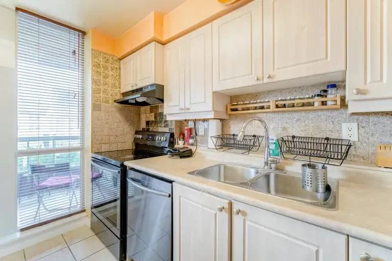 745 New Westminster Dr #507 - Photo 7 of 10