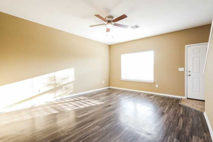 19445 Vista Ave - Photo 5 of 20