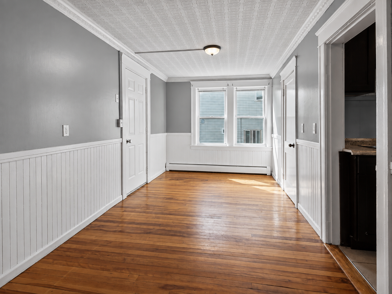 42 Upton St - Photo 2 of 13