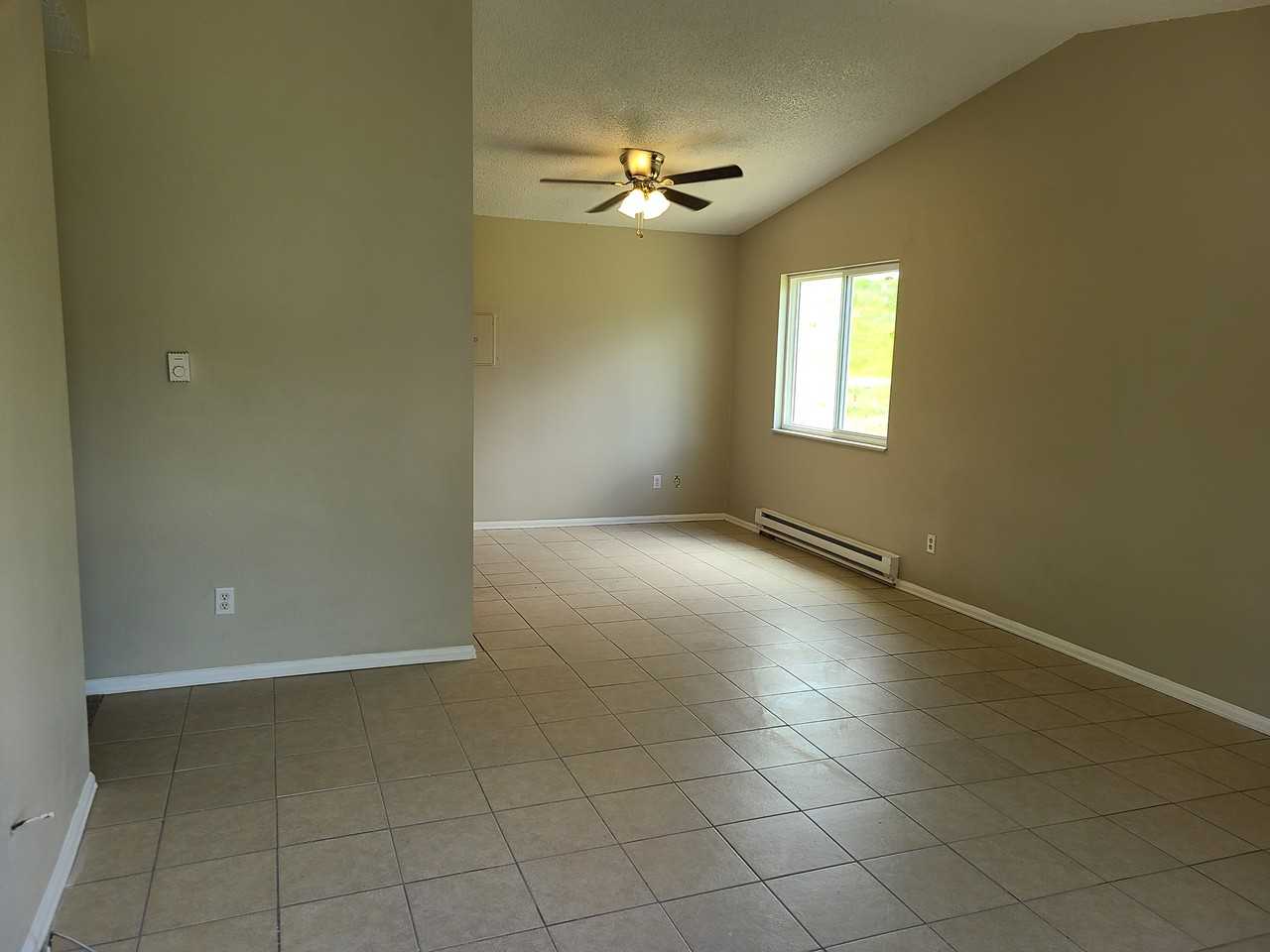 4480 Loomis Ave #B - Photo 3 of 17