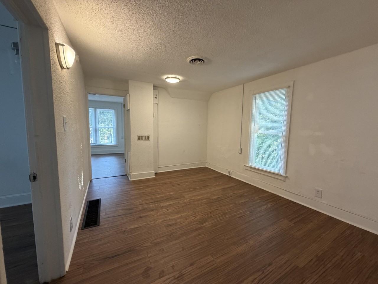 1221 Wells Pl #2 - Photo 4 of 8