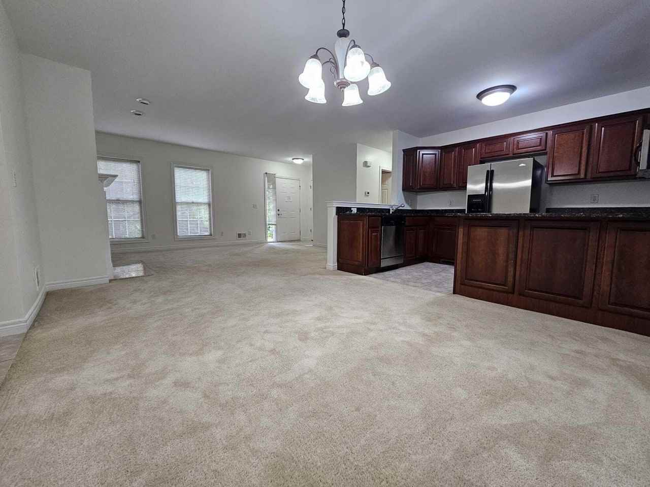 3376 Endsleigh Ln - Photo 4 of 16