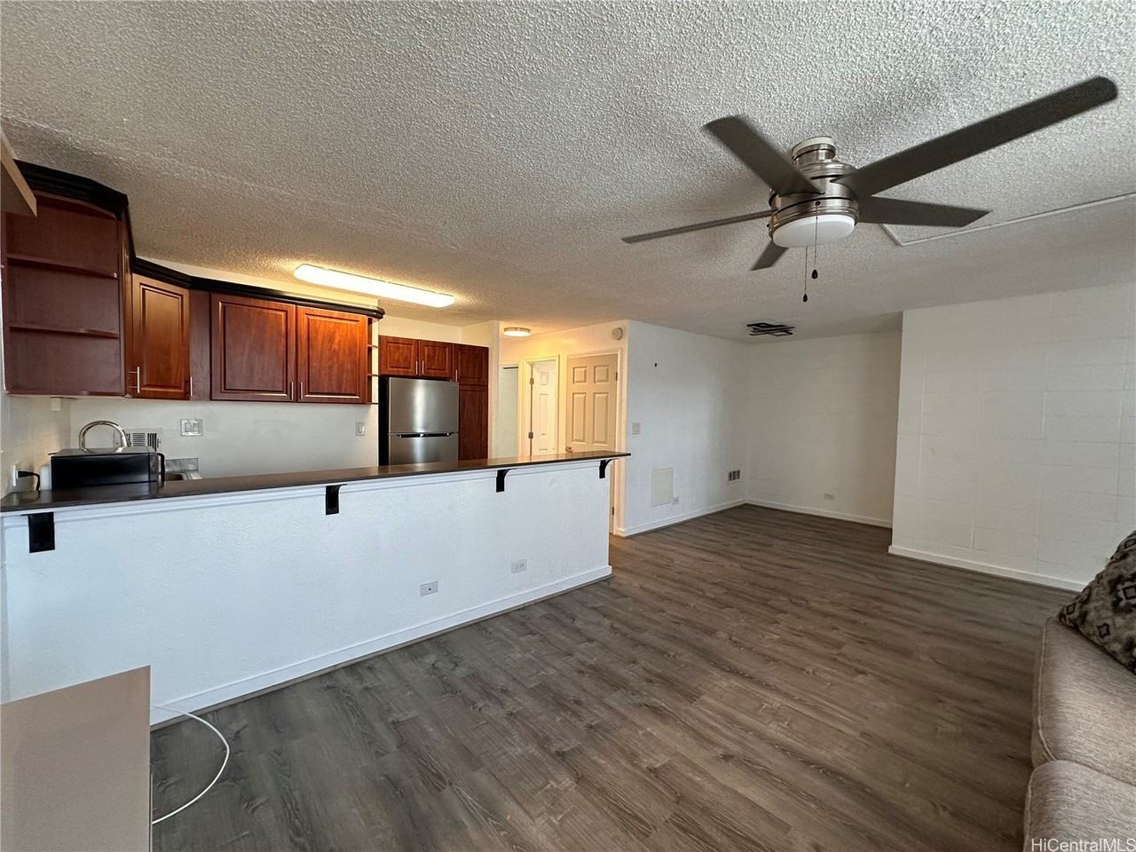 94-246 Leoku St #304 - Photo 4 of 11