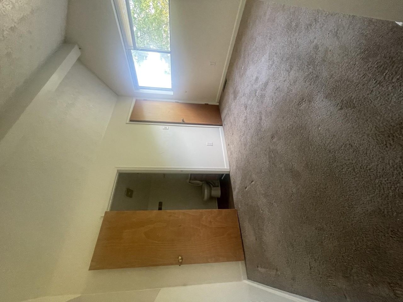 452 Larkwood Dr - Photo 6 of 10