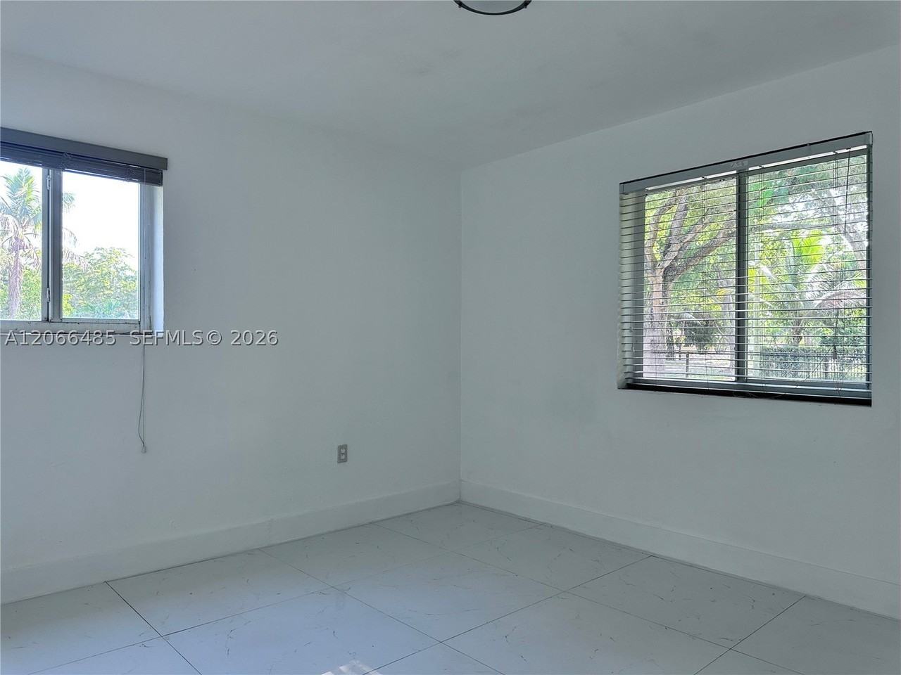 12780 Nw 16th Ave - Photo 4 of 14
