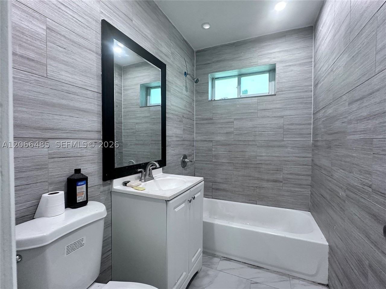 12780 Nw 16th Ave - Photo 6 of 14