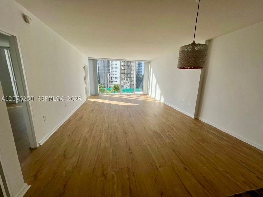 10275 Collins Ave #415 - Photo 2 of 12