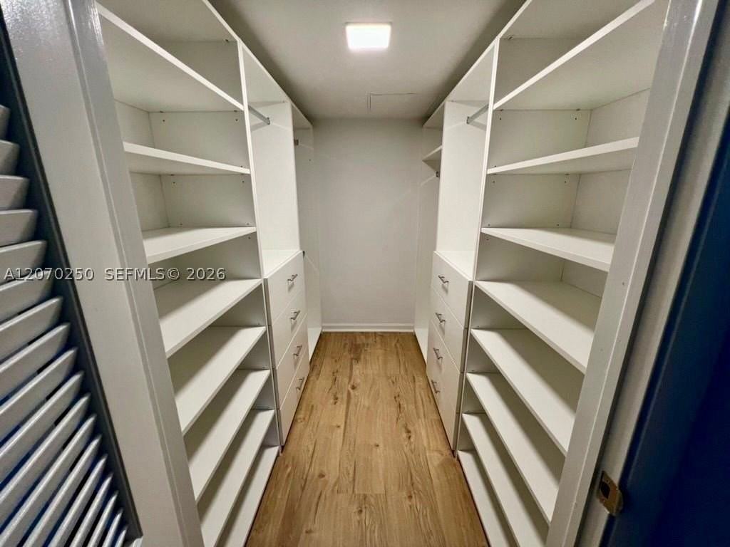 10275 Collins Ave #415 - Photo 7 of 12
