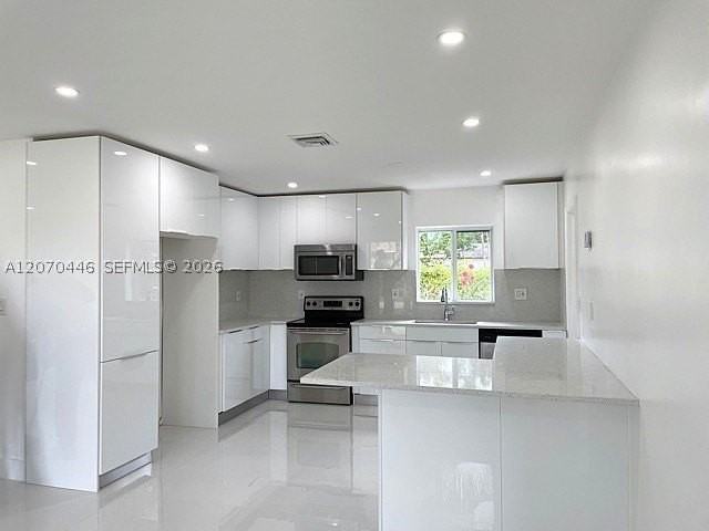 15900 Sw 102nd Ave #0 - Photo 2 of 11