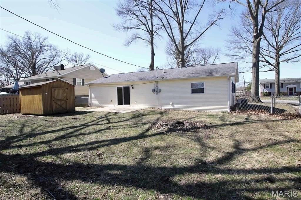 204 Saint Thomas Dr - Photo 4 of 19